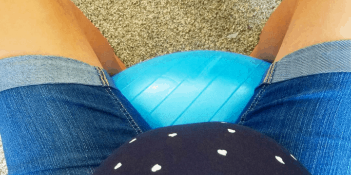 4 Ways To Use Your Birth Ball To Improve Your Pregnancy